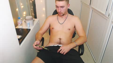 Alex online show from 8, 2, 2025