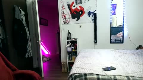 AlecurClit online show from 18, 12, 2024