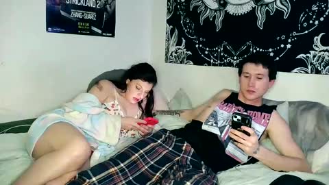 AlecurClit online show from 4, 3, 2025