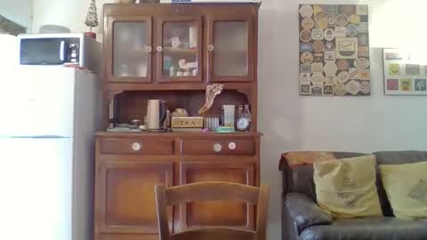 22esserre online show from 6, 11, 2025