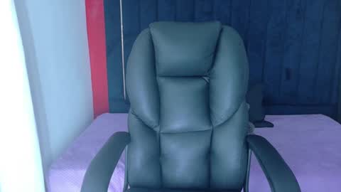 Snapshot of 24isabella chatting on 17, 9, 2025 Isabella online show from 17, 9, 2025