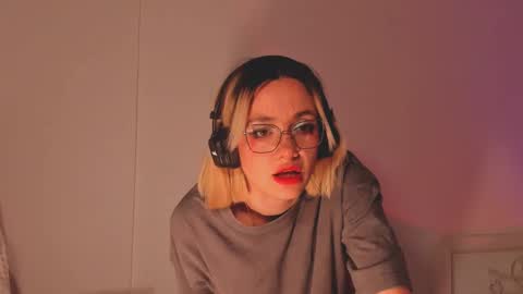 Sasha weekend from 14 to 27 November online show from 24, 2, 2025