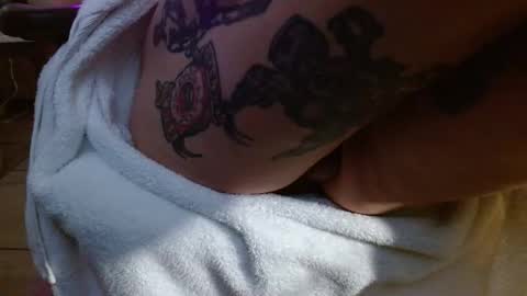 Snapshot of 2dirtyhillbillies chatting on 13, 3, 2026 ThrillBilly online show from 13, 3, 2026