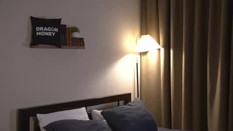 Elley  online show from 9, 2, 2026