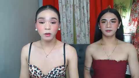 2hotblowjob694uxxx online show from 25, 5, 2026