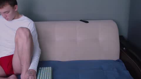 Snapshot of 2nc_ chatting on 6, 10, 2025 Eleot online show from 6, 10, 2025