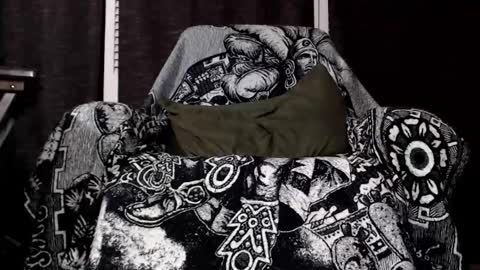 Snapshot of 2sexyniknowit chatting on 14, 9, 2025 domingo online show from 14, 9, 2025