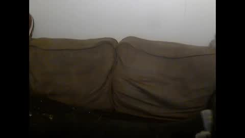 2small4you83 online show from 4, 12, 2025