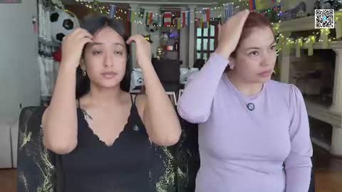 Snapshot of 2summerlove2 chatting on 12, 7, 2026 Dalilah and Tarah online show from 12, 7, 2026