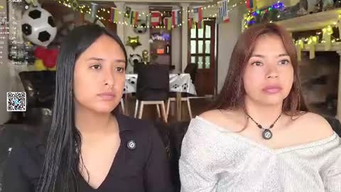 Snapshot of 2summerlove2 chatting on 17, 7, 2026 Dalilah and Tarah online show from 17, 7, 2026