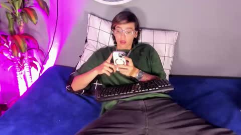 Snapshot of 360enmedallo chatting on 3, 11, 2025 360enmedallo online show from 3, 11, 2025