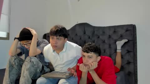 Guy 1  Guy 2  Guy 3. online show from 13, 11, 2025