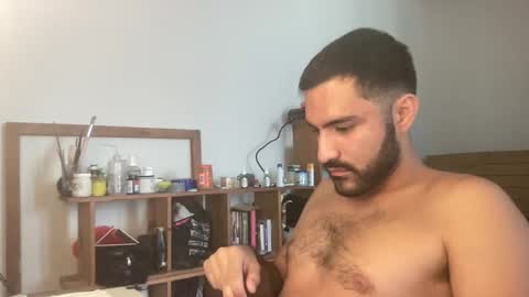 3milio3milio online show from 5, 3, 2025