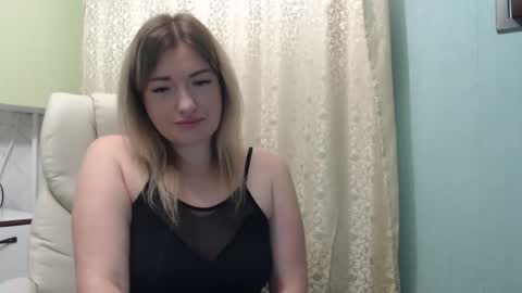 3sweetcandy3 online show from 20, 10, 2025