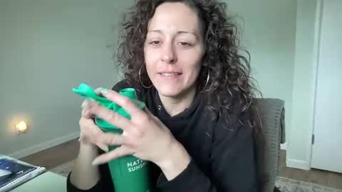 KC420Couple online show from 25, 6, 2026