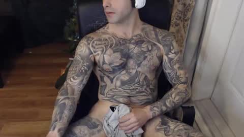 Snapshot of 420randomguy chatting on 31, 12, 2024 Anomander Rake online show from 31, 12, 2024