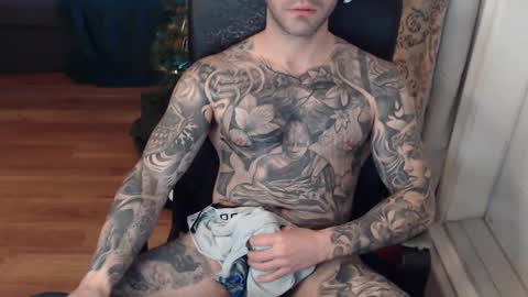 Snapshot of 420randomguy chatting on 4, 1, 2025 Anomander Rake online show from 4, 1, 2025