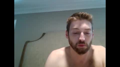 Snapshot of 420sluttsnbutts chatting on 18, 11, 2025 420sluttsnbutts online show from 18, 11, 2025