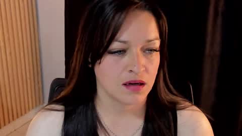 Snapshot of 4ngel_greey chatting on 2, 10, 2025 ... .     Angel     . ... online show from 2, 10, 2025