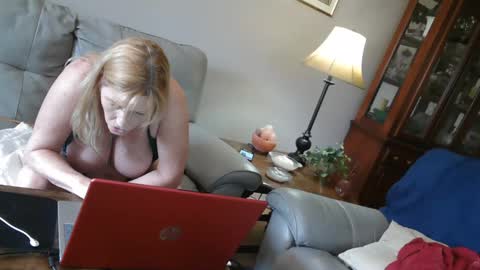 Snapshot of 4theloveofjane chatting on 6, 12, 2024 Jane online show from 6, 12, 2024