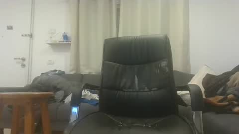 crazy101 online show from 12, 1, 2025