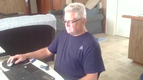 Snapshot of 55mnc chatting on 19, 10, 2025 Joe online show from 19, 10, 2025