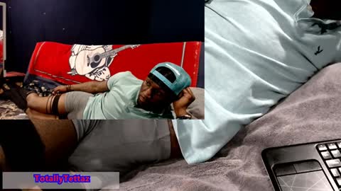 Snapshot of 5hbk chatting on 16, 1, 2025 Tettaz GetitJusy4ya online show from 16, 1, 2025