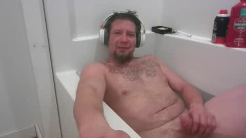 Snapshot of 69pusslicker chatting on 14, 11, 2025 Hot Rod online show from 14, 11, 2025