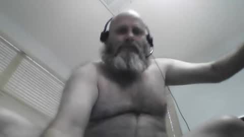 Snapshot of 69singledad79 chatting on 12, 12, 2024 69singledad79 online show from 12, 12, 2024