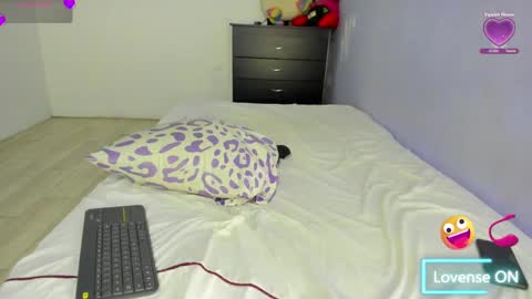 Snapshot of 6_bunny_9 chatting on 8, 1, 2025 Celeste online show from 8, 1, 2025
