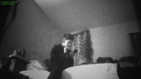 Snapshot of 6vyr_vlt9 chatting on 15, 12, 2025 Voyeur Vault online show from 15, 12, 2025