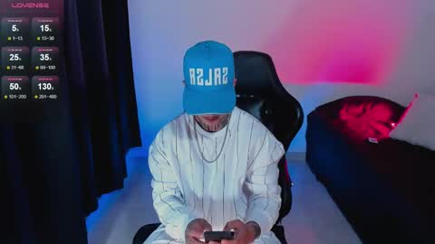 Snapshot of 777_stefantransmen chatting on 6, 10, 2025 Stefan online show from 6, 10, 2025