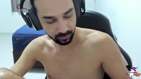 Snapshot of 7_high chatting on 9, 11, 2025 high online show from 9, 11, 2025