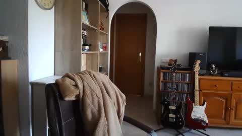  Papi  online show from 17, 2, 2025