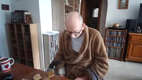  Papi  online show from 1, 3, 2026