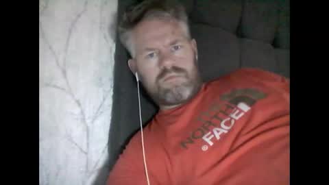 81jonnyx online show from 4, 1, 2025