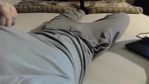 Snapshot of 87johnny chatting on 19, 12, 2024 87johnny online show from 19, 12, 2024