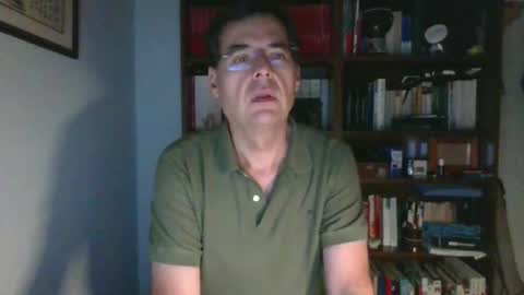 8age online show from 17, 9, 2025