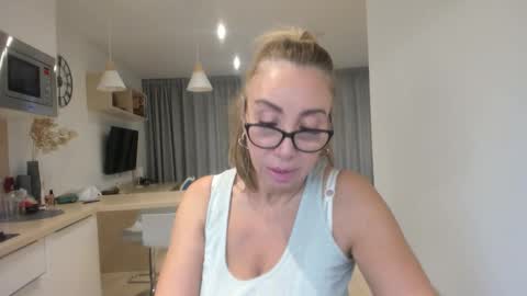 8ciara online show from 21, 11, 2025