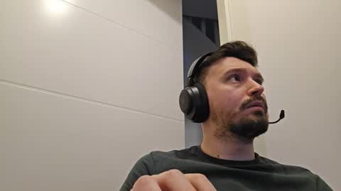 Snapshot of 8inchdude93 chatting on 12, 3, 2026 8inchdude93 online show from 12, 3, 2026