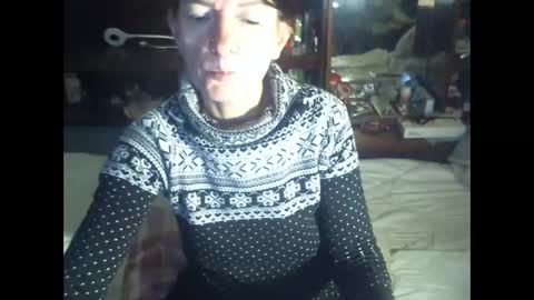 Snapshot of 8mistress8 chatting on 5, 12, 2024 8MISTRESS8 online show from 5, 12, 2024