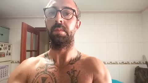 Snapshot of 90gonzalo chatting on 9, 9, 2025 90gonzalo online show from 9, 9, 2025