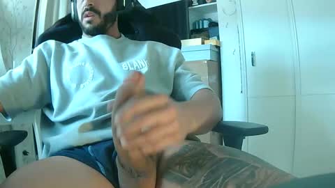 Snapshot of 90zero chatting on 11, 1, 2026 Arturo online show from 11, 1, 2026