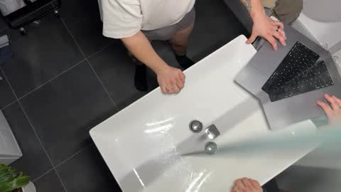 Patrick online show from 24, 1, 2025