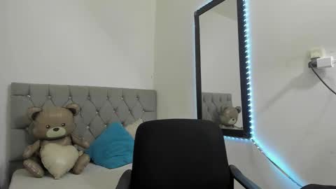 Snapshot of _1dereck chatting on 18, 2, 2026 DERECK online show from 18, 2, 2026