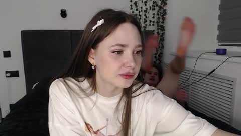 Snapshot of _52_ chatting on 5, 12, 2024 EMILY AND  MARCUS online show from 5, 12, 2024