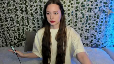 Snapshot of _52_ chatting on 31, 1, 2025 EMILY AND  MARCUS online show from 31, 1, 2025