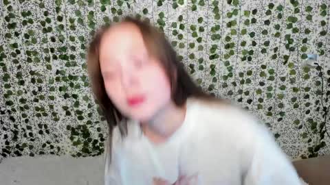 Snapshot of _52_ chatting on 11, 2, 2025 EMILY AND  MARCUS online show from 11, 2, 2025