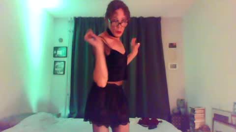 Snapshot of _8inchtranslover_ chatting on 9, 8, 2026 DeniceLovelace online show from 9, 8, 2026