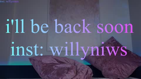 Snapshot of _a_n_n_y_ chatting on 9, 2, 2025 Willow online show from 9, 2, 2025